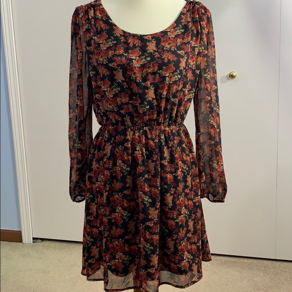 Doe & Rae L dress flowers black lining
